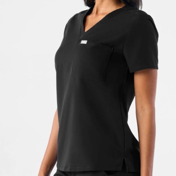 Figs Technical Collection Black Women's Scrub Top Size M - Picture 1 of 7